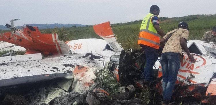 刚果（金）一架小型飞机坠毁 造成3人死亡