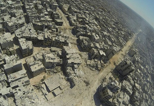 叙利亚城市被战火摧毁变废城
